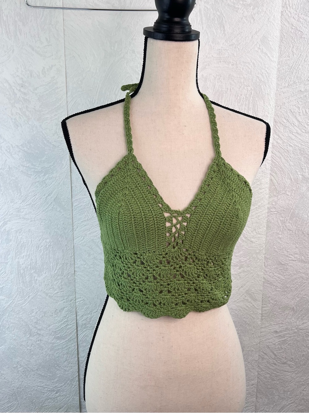 Lackhays Green Crochet Halter Crop Top - Women's small/medium